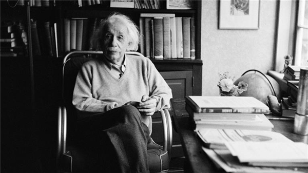 Çobanken Fizikçi Olup, Einstein ile Çalışan Türk Bilim İnsanı: Hüseyin Yılmaz