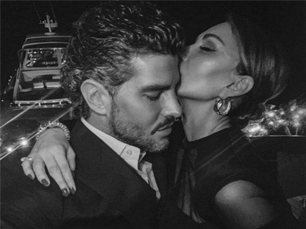 Emina Jahovic yeni aşka yelken açtı