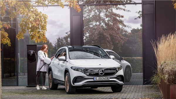 Mercedes-Benz A ve B serisini retmeyi brakyor: Peki yerlerine ne gelecek?